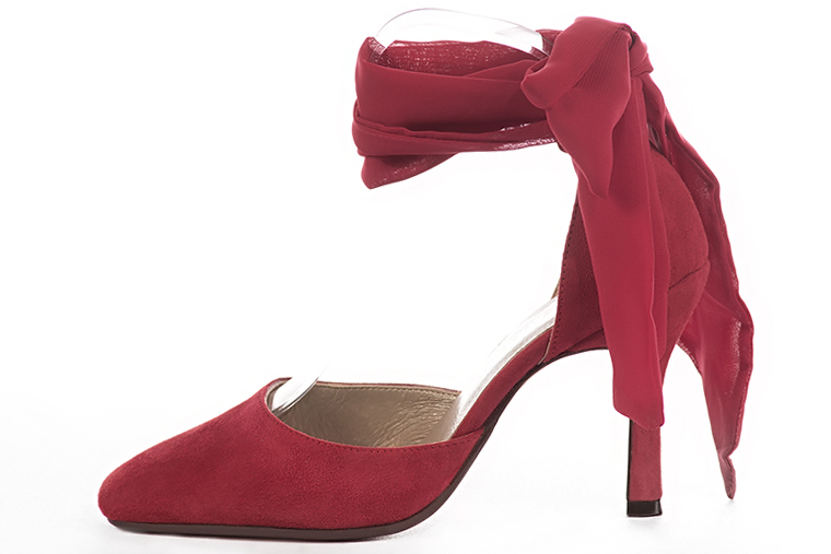 Cardinal red women's open side shoes, with a scarf around the ankle. Square toe. Very high spool heels. Profile view - Florence KOOIJMAN